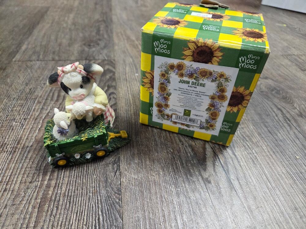 Mary's Moo Moos JOHN DEERE Collectible #642746 - Deere, You're Wooly Sweet